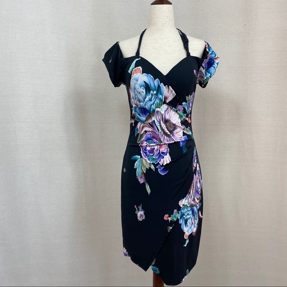 Bebe Off Shoulder Floral Dress - Picture 9 of 13